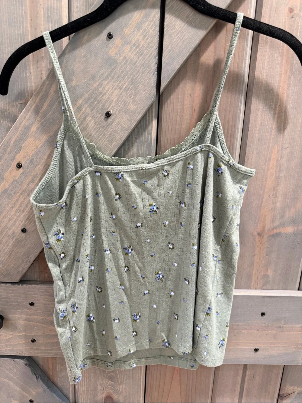 Wild Fable Floral Ribbed Lace Trim Cami Tank Top Sage Green Blue Flowers Medium - Picture 7 of 7